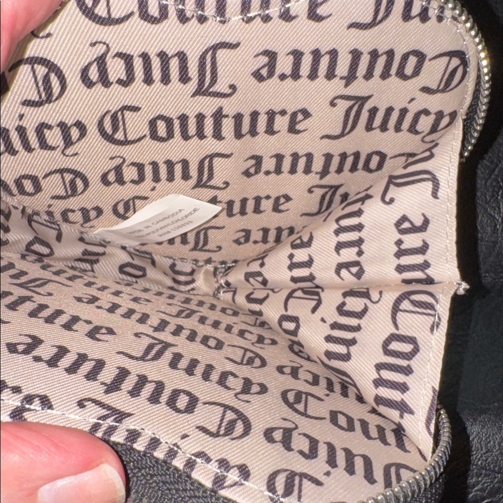 Juicy Couture Black Heart Wristlet with Rhinestone Logo, NWOT - Picture 6 of 7